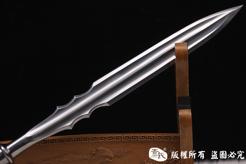 赵子龙用枪_古兵器大全，十八般兵器_查氏刀剑网-ZSDJW.COM