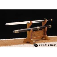 传统龙纹太极剑
