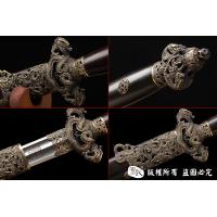 《龙传奇》 查老师作品