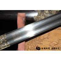 《龙传奇》 查老师作品