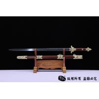 龙装乾坤剑 查长伟作品