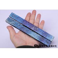 钛合金手工雕刻小镇纸