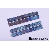 钛合金手工雕刻小镇纸