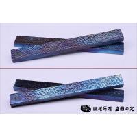 钛合金手工雕刻小镇纸