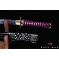 三枚合龙装武士刀