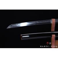 三枚合龙装武士刀
