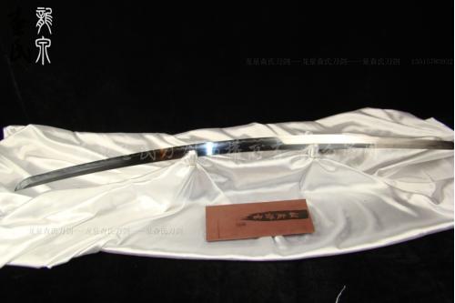 进口玉钢打造（6万层锻造）