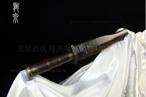 铁装八面小汉剑-经典-可以砍铁 破铁桶