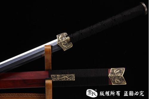 紫檀行云剑-八面剑