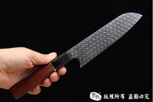 3303