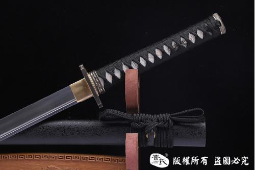 铁装中款武士直刀  定制
