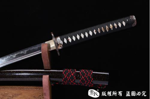 左文字-高标准地肌烧刃