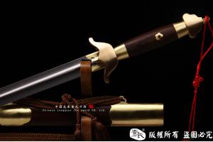 手工花纹钢太极剑-武术剑-凹槽软剑