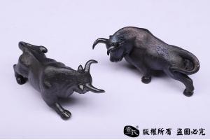 斗牛-铁制实心打造