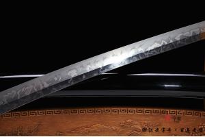 旋风皆烧武士刀