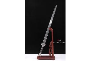 陨铁银装雕刻麒麟剑