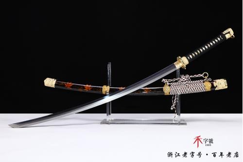 龙纹大太刀-烧直刃