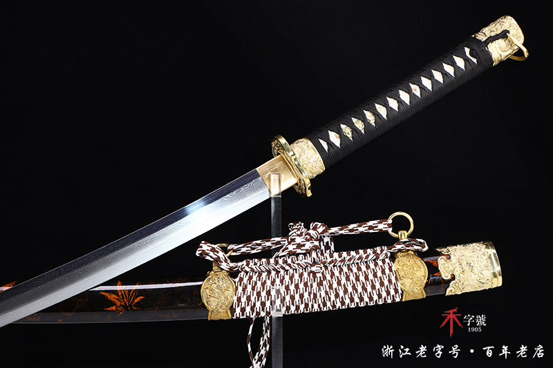 龙纹大太刀-烧直刃