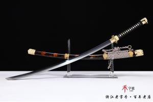 龙纹大太刀-烧直刃