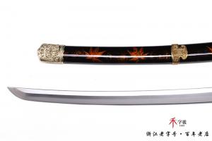 龙纹大太刀-烧直刃