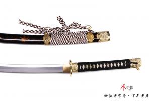 龙纹大太刀-烧直刃