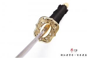 龙纹大太刀-烧直刃