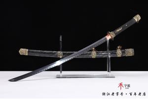 《龙之传说》-手工雕刻铜装