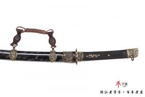 《龙之传说》-手工雕刻铜装